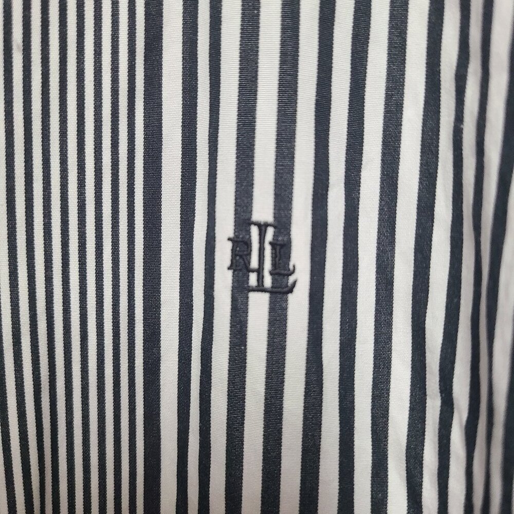 Black and white stripe button-up blouse - Picture 3 of 6